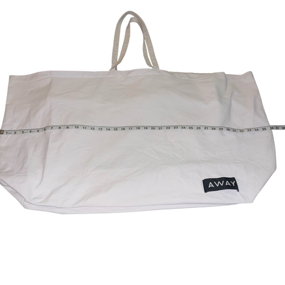 Euc Away Canvas Classic White Oversized Tote Bag Luggage Travel Beach — image 4 of 6